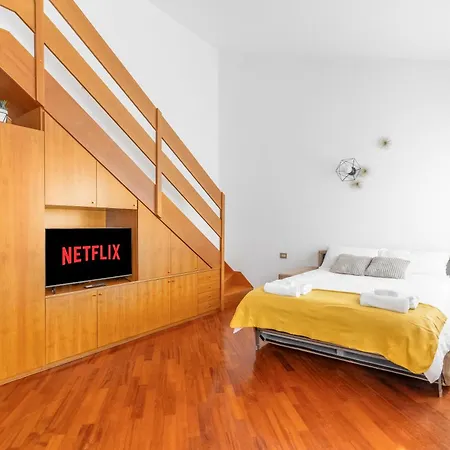 Luxurious Duomo A/c-wi-fi Free Apartment