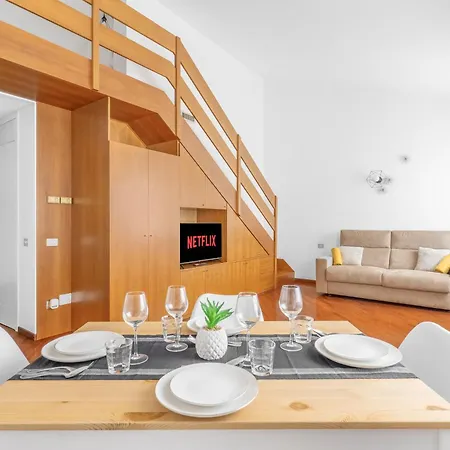 Luxurious Duomo A/c-wi-fi Free Apartment Milan